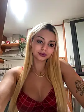 Snapshot of NoeliaGarcia17 chatting on October 8, 7:44 pm NoeliaGarcia17 online show from October 8, 7:44 pm