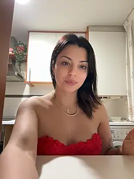 Snapshot of NoeliaGarcia17 chatting on December 2, 12:05 am NoeliaGarcia17 online show from December 2, 12:05 am