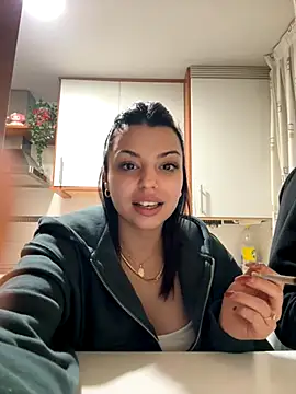 Snapshot of NoeliaGarcia17 chatting on December 2, 11:00 pm NoeliaGarcia17 online show from December 2, 11:00 pm