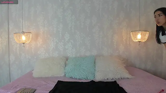 Snapshot of shumy_angels chatting on September 29, 3:11 am shumy angels online show from September 29, 3:11 am