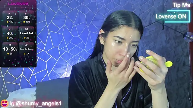 Snapshot of shumy_angels chatting on October 15, 5:57 pm shumy angels online show from October 15, 5:57 pm