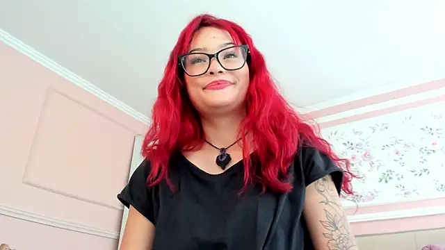 Snapshot of mae_lyra chatting on May 19, 4:57 pm mae lyra online show from May 19, 4:57 pm