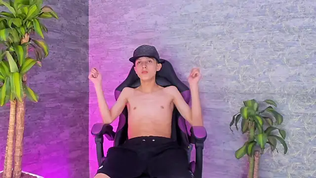 ArthurCox online show from September 14, 6:40 pm