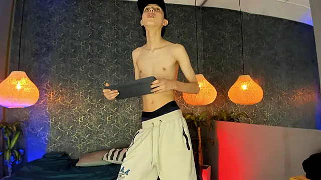 ArthurCox online show from October 8, 7:00 pm