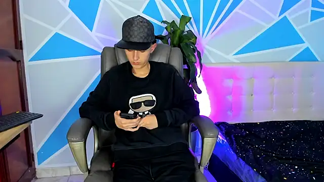 ArthurCox online show from October 10, 5:45 pm