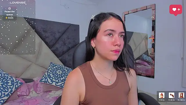 SaraWagner  online show from May 15, 12:06 am