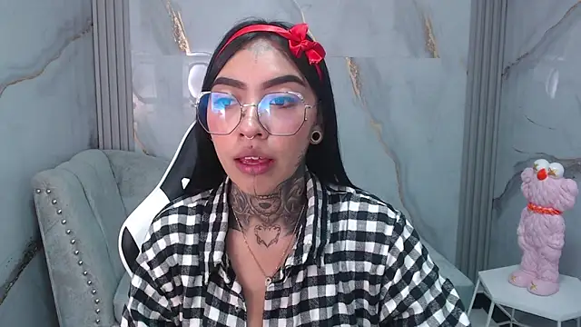 Ashley Blum v online show from September 13, 12:38 pm