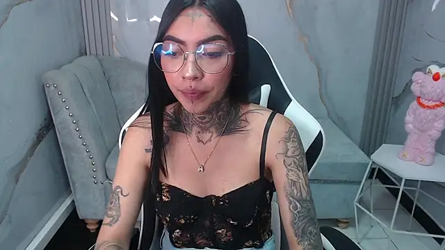 Ashley Blum v online show from September 18, 7:38 pm