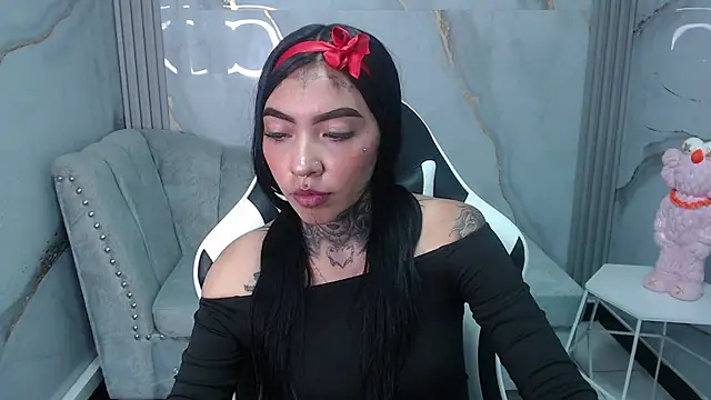 Ashley Blum v online show from September 26, 8:02 pm