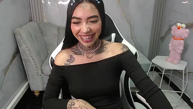 Ashley Blum v online show from October 3, 7:55 pm