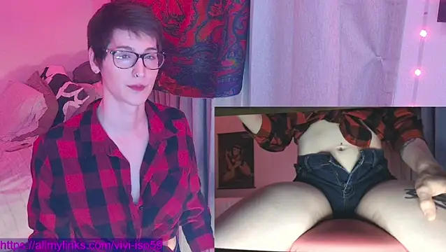 Snapshot of vivi-iso59 chatting on October 21, 2:34 am vivi-iso59 online show from October 21, 2:34 am