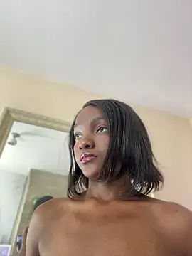 Keirahartz online show from May 1, 1:48 pm
