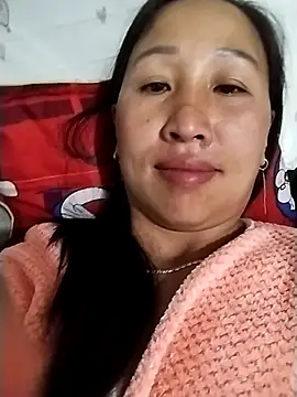 cute love00 online show from March 14, 10:59 pm