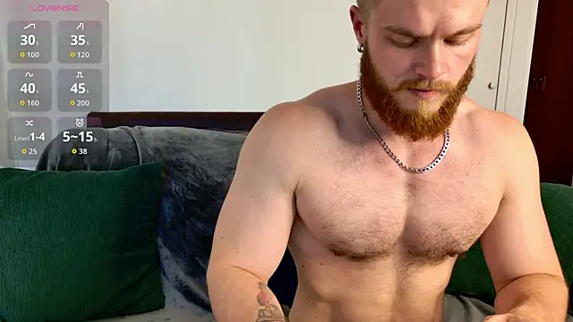 Snapshot of VictorTransMan chatting on June 11, 5:00 pm VictorTransMan online show from June 11, 5:00 pm