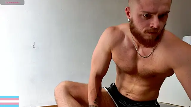 Snapshot of VictorTransMan chatting on July 25, 9:40 am VictorTransMan online show from July 25, 9:40 am