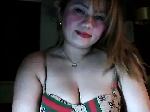 Snapshot of Miss_Heart chatting on September 20, 8:32 pm Miss Heart online show from September 20, 8:32 pm