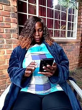 Snapshot of MatureGoddess_ chatting on May 21, 5:14 am MatureGoddess online show from May 21, 5:14 am