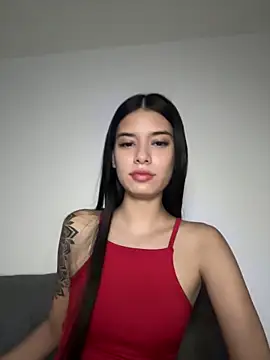 Snapshot of giasteele chatting on September 19, 2:24 am giasteele online show from September 19, 2:24 am