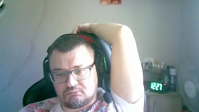 SirAbuser online show from March 6, 9:28 am