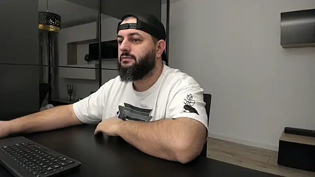 DravenPeak online show from November 29, 2:14 am