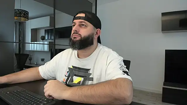 Snapshot of DravenPeak chatting on January 10, 12:40 pm DravenPeak online show from January 10, 12:40 pm