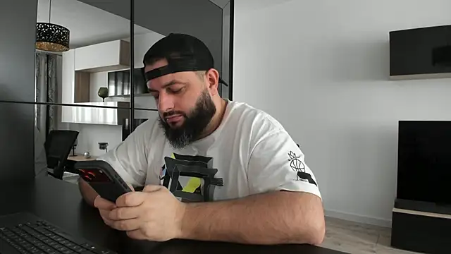 Snapshot of DravenPeak chatting on January 12, 9:14 am DravenPeak online show from January 12, 9:14 am