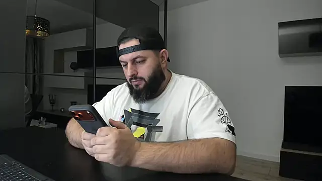 Snapshot of DravenPeak chatting on January 12, 9:20 pm DravenPeak online show from January 12, 9:20 pm