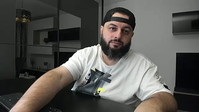 Snapshot of DravenPeak chatting on January 13, 7:19 pm DravenPeak online show from January 13, 7:19 pm