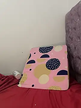 butterfly777  online show from September 23, 9:56 am