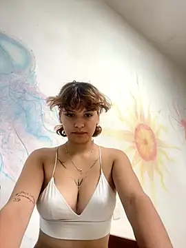 Snapshot of skay_sexart chatting on October 19, 5:13 pm skay sexart online show from October 19, 5:13 pm