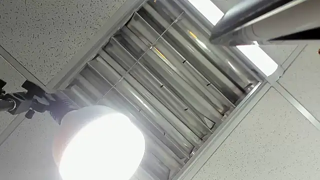 Aisha hotts777 online show from February 24, 3:37 am