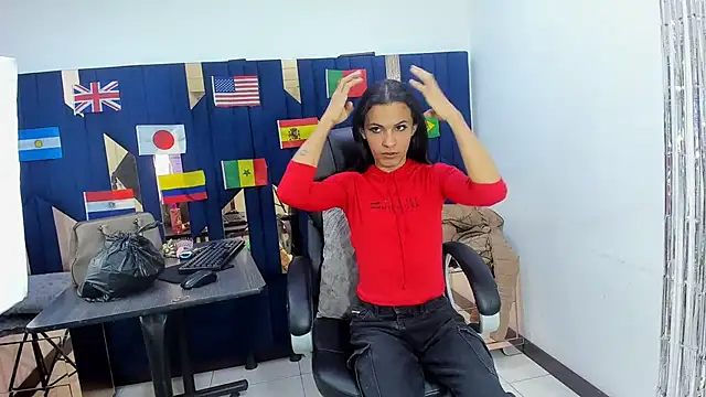 Snapshot of Aisha_hotts777 chatting on July 3, 7:53 pm Aisha hotts777 online show from July 3, 7:53 pm
