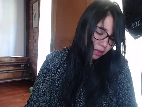 Snapshot of magiadeisis chatting on December 1, 1:05 pm magiadeisis online show from December 1, 1:05 pm