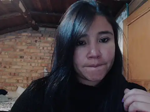 Snapshot of magiadeisis chatting on January 15, 12:04 am magiadeisis online show from January 15, 12:04 am