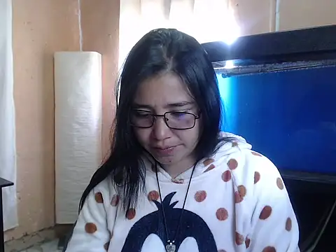 Snapshot of magiadeisis chatting on February 4, 4:24 pm magiadeisis online show from February 4, 4:24 pm