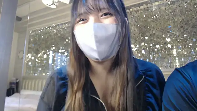 Snapshot of BROsister chatting on November 1, 6:59 am BROsister online show from November 1, 6:59 am