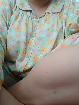 Snapshot of _Babyrose_ chatting on July 14, 3:44 am Babyrose online show from July 14, 3:44 am