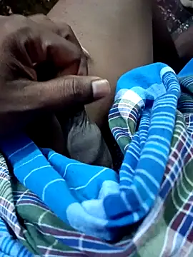 Snapshot of dolphiinn chatting on November 22, 1:37 am dolphiinn online show from November 22, 1:37 am