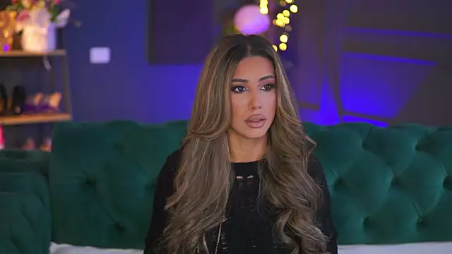 Snapshot of SiennaRuh chatting on February 6, 12:30 pm SiennaRuh online show from February 6, 12:30 pm