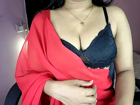 Snapshot of Brownie_baby chatting on April 9, 11:32 pm Brownie baby online show from April 9, 11:32 pm