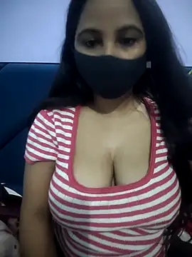 Snapshot of Lusty-radhika chatting on November 24, 5:34 pm Lusty-radhika online show from November 24, 5:34 pm