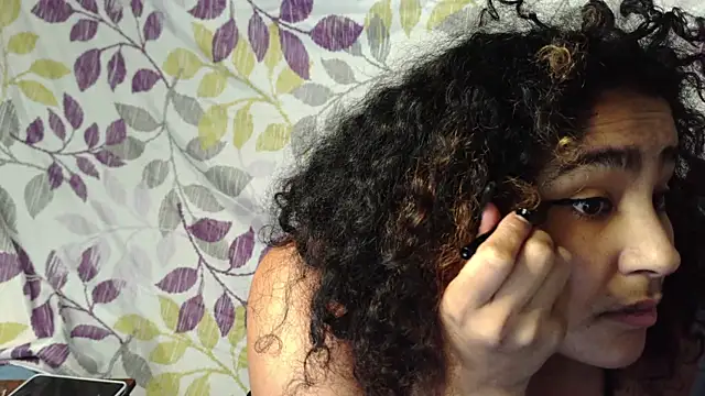 Mommybubbles2 online show from December 4, 9:34 pm