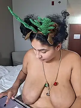 Mommybubbles2 online show from December 15, 12:37 am