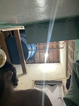 Snapshot of spiderfindom chatting on June 7, 7:50 pm spiderfindom online show from June 7, 7:50 pm