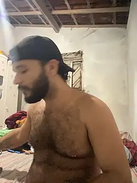 Snapshot of spiderfindom chatting on June 18, 3:40 am spiderfindom online show from June 18, 3:40 am