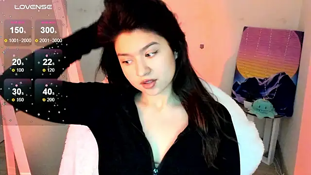 Snapshot of Sandra_Curly chatting on February 19, 6:48 pm Sandra Curly online show from February 19, 6:48 pm