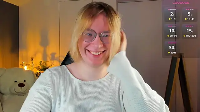 Snapshot of Amanda_Butlerr chatting on November 14, 9:41 am Amanda Butlerr online show from November 14, 9:41 am