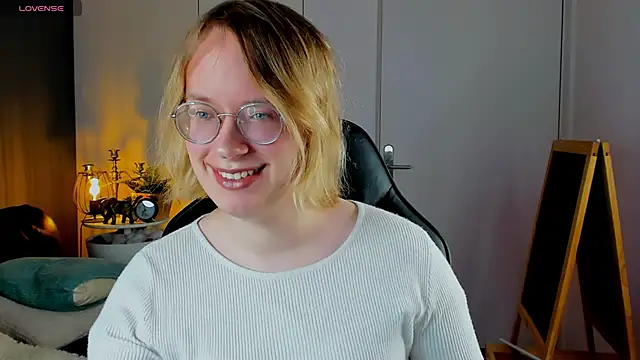 Snapshot of Amanda_Butlerr chatting on November 19, 8:31 pm Amanda Butlerr online show from November 19, 8:31 pm