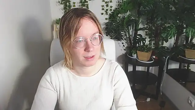 Snapshot of Amanda_Butlerr chatting on December 5, 11:08 am Amanda Butlerr online show from December 5, 11:08 am