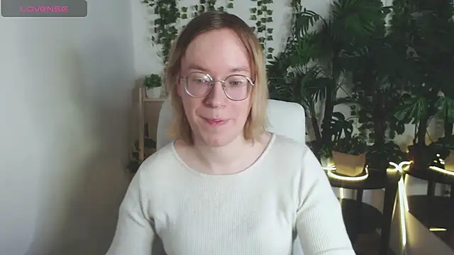 Snapshot of Amanda_Butlerr chatting on December 19, 9:38 am Amanda Butlerr online show from December 19, 9:38 am